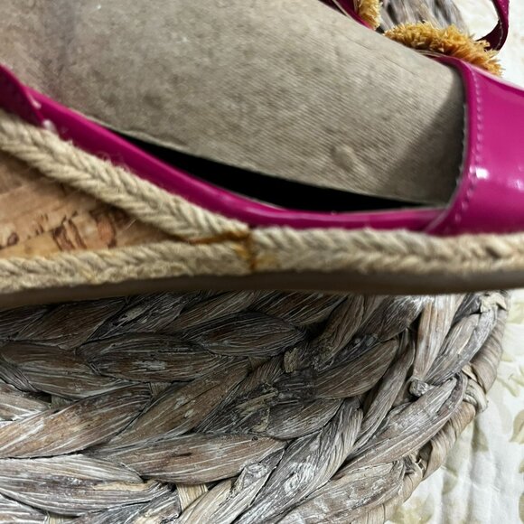 Etienne Aigner Pink Patent Leather Flower Embellished Espadrille Wedge Sandals 8 - Picture 4 of 13